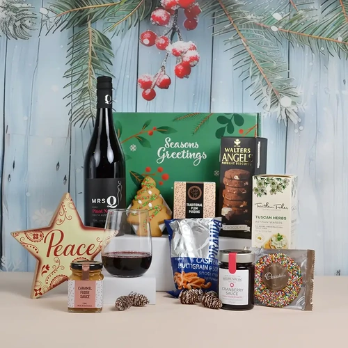 Everything_but_Flowers_Christmas Delights & Pinot Hamper