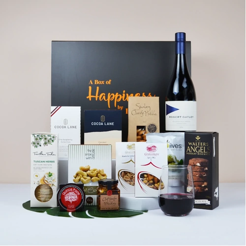 Everything_but_Flowers_Robert Oatley Shiraz Gourmet Hamper