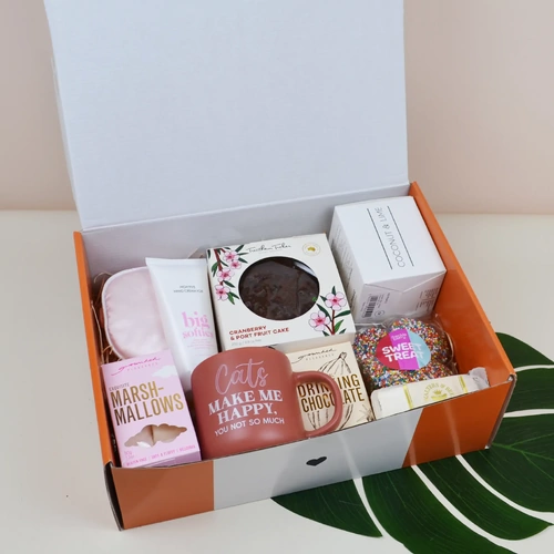 Everything_but_Flowers_Cat Lady Hamper